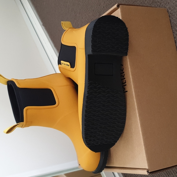 Merry People Bobbi Gumboot, mustard yellow and black, size 36 - Picture 2 of 5